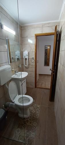 img-20250624-190352-scaled