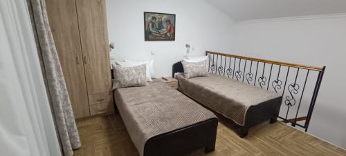 img-20250624-222914-scaled